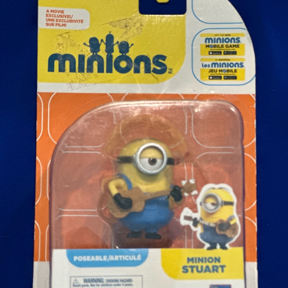 Despicable Me MINIONS movie Guitar Strumming STUART  Fun Action Wind Up Toy NIB